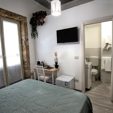 Garden House: And For Holidays