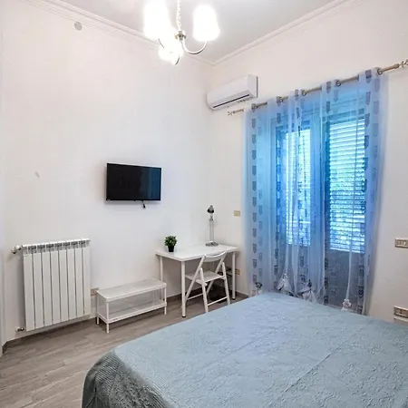 Garden House: And For Holidays 2* Palerme