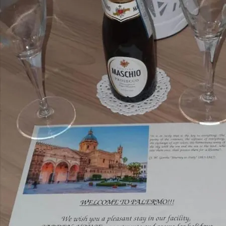 Alojamento de Acomodação e Pequeno-almoço Garden House: And For Holidays Palermo
