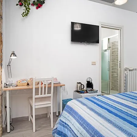 Garden House: And For Holidays Παλέρμο